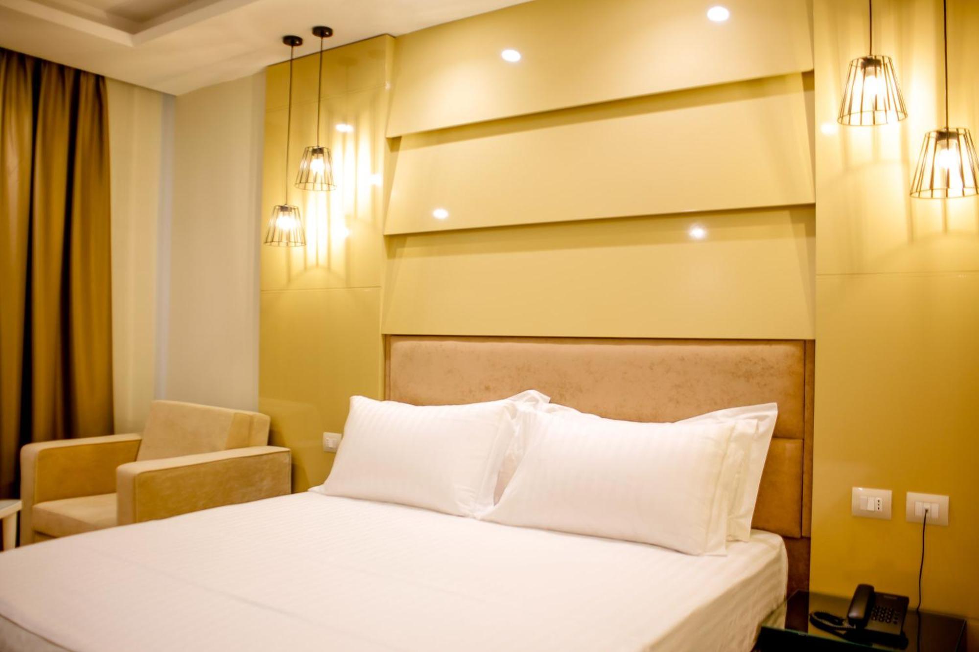 Hotel Luxury كساميل الغرفة الصورة