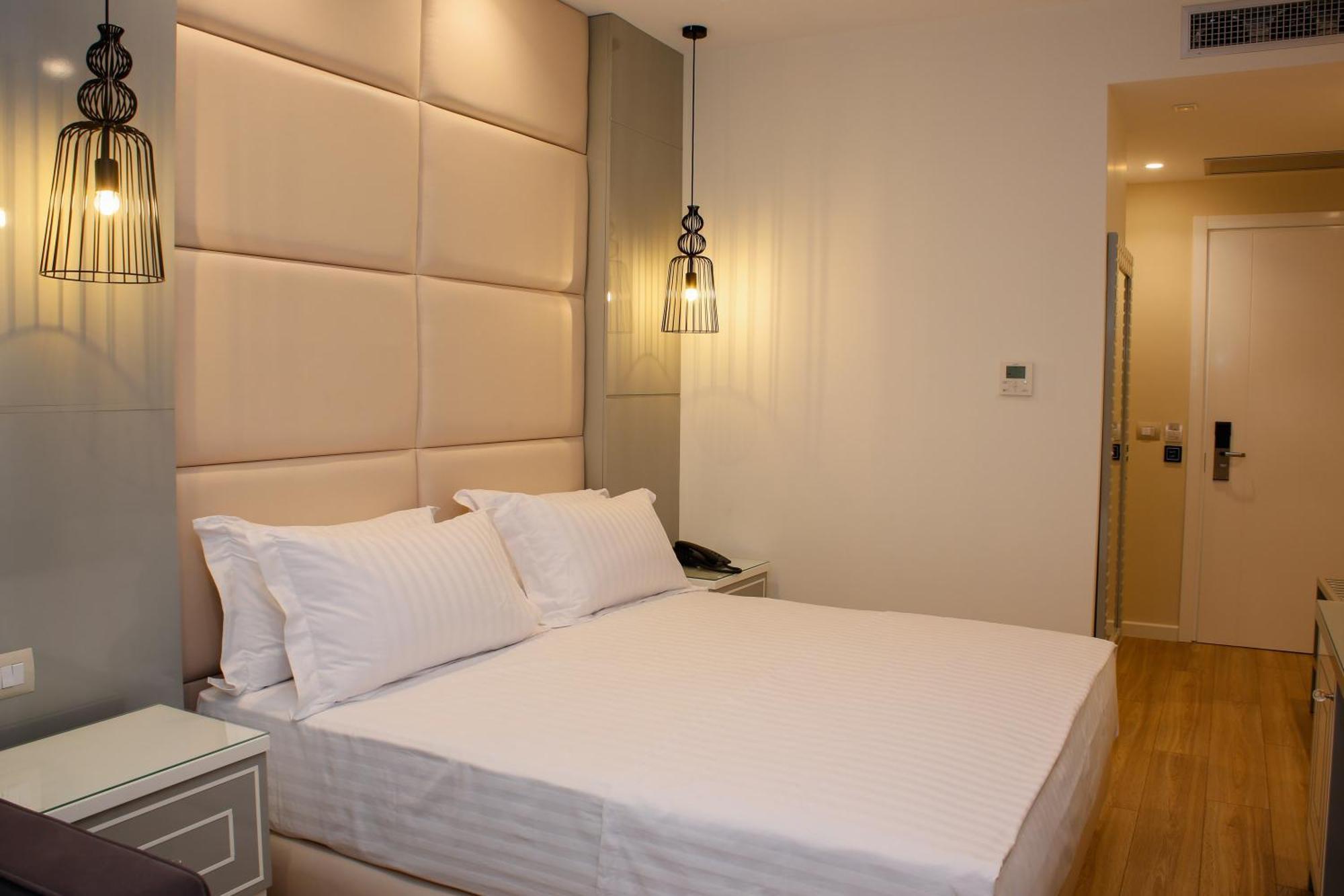 Hotel Luxury كساميل الغرفة الصورة