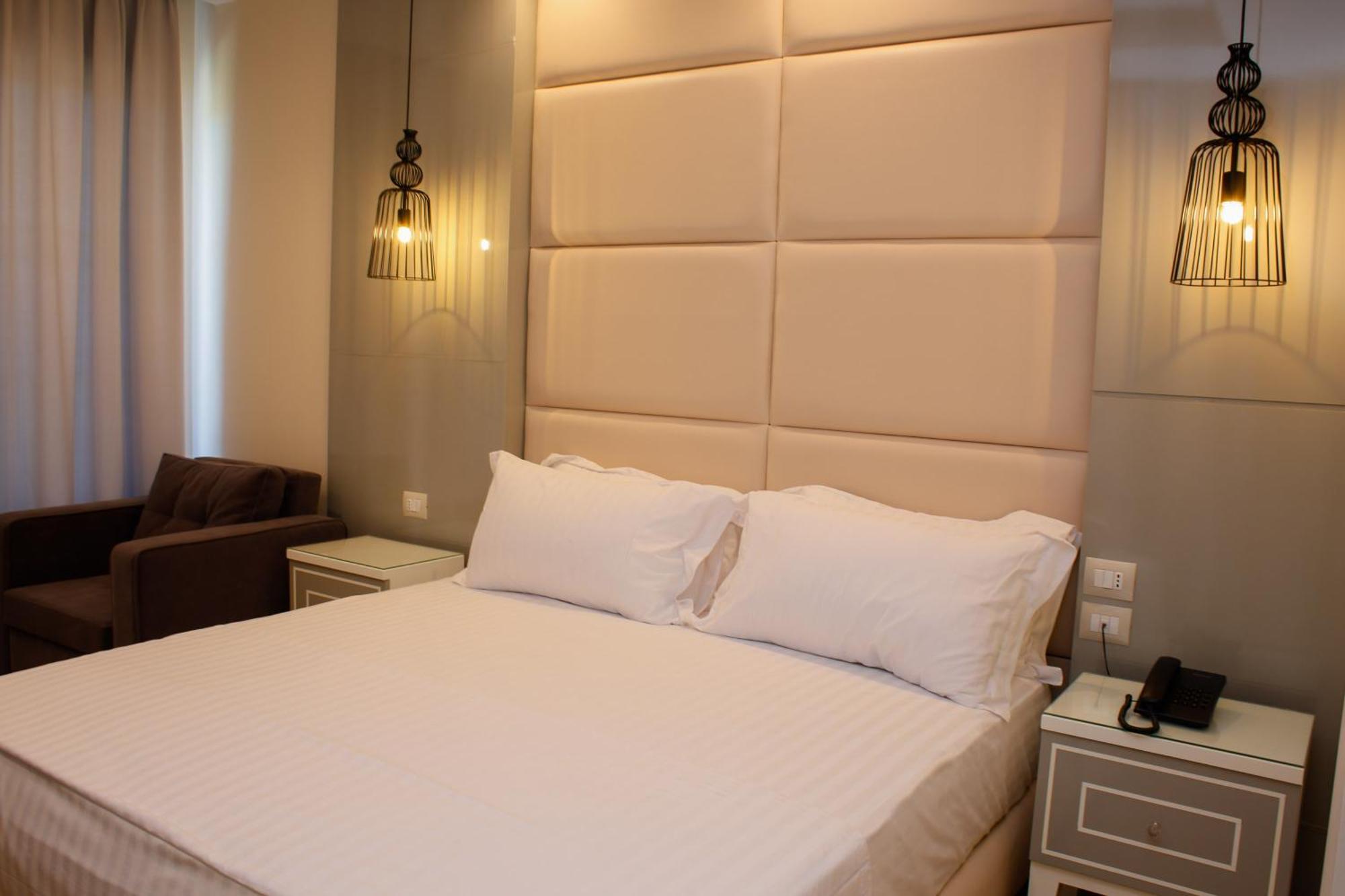 Hotel Luxury كساميل الغرفة الصورة