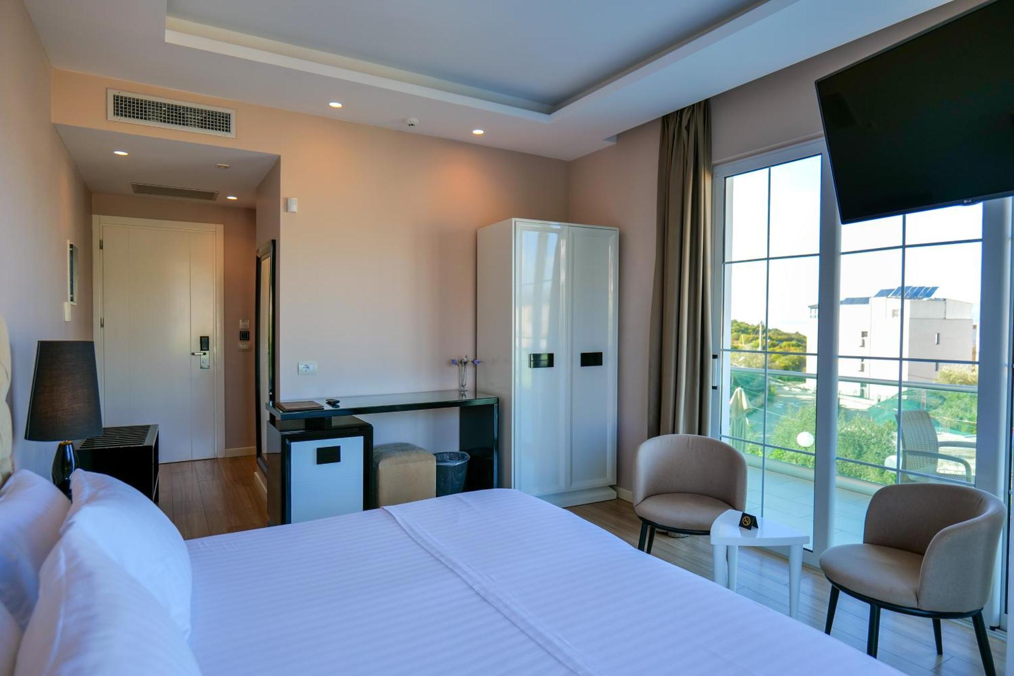 Hotel Luxury كساميل الغرفة الصورة